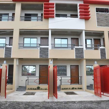 Jdl Residences Hostel Legazpi Esterno foto
