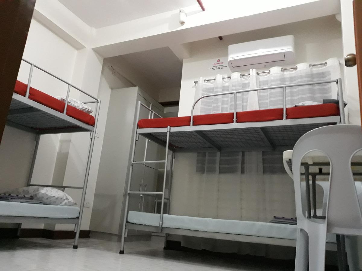 Jdl Residences Hostel Legazpi Esterno foto