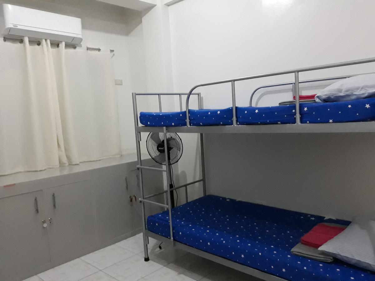 Jdl Residences Hostel Legazpi Esterno foto