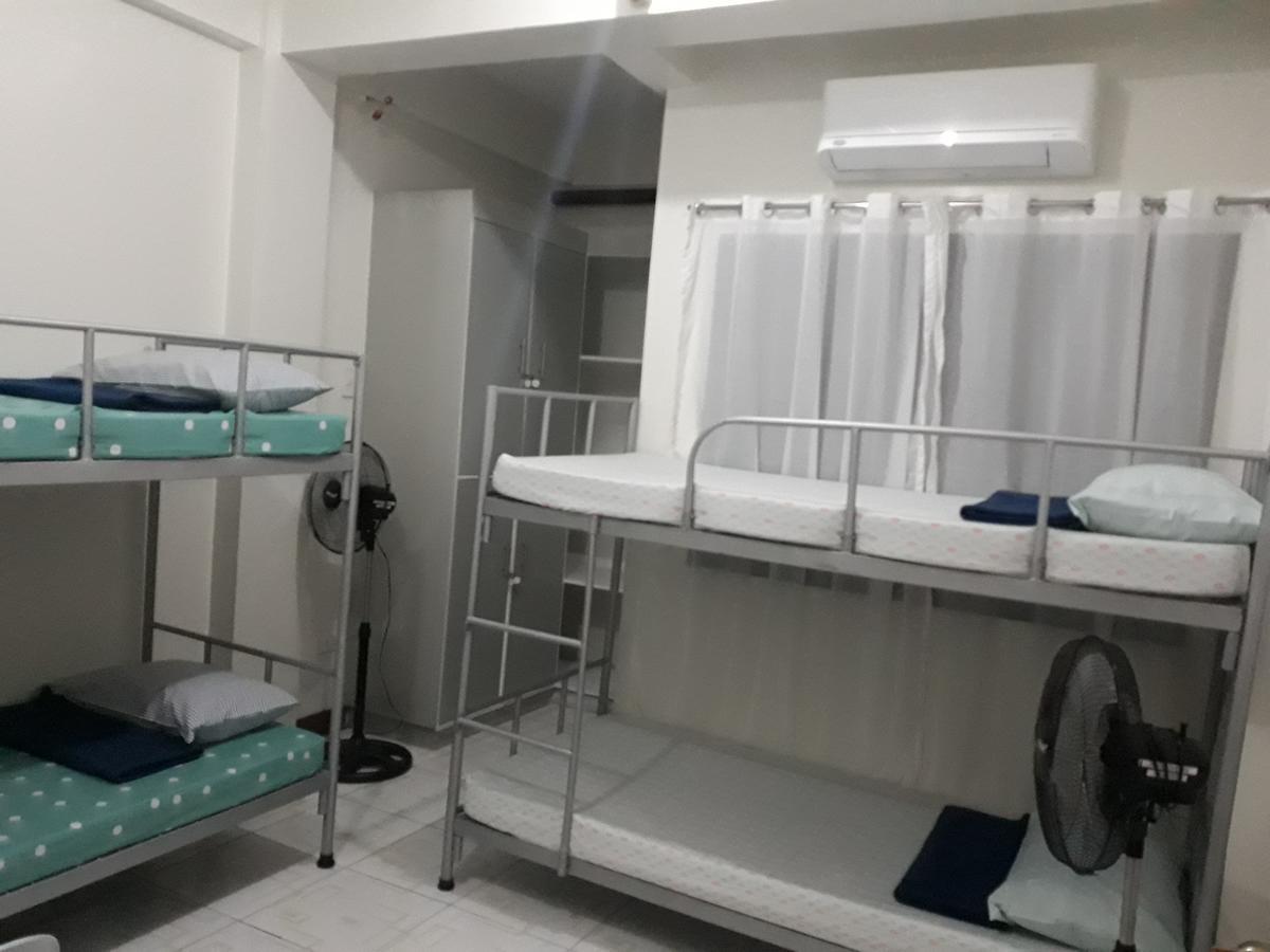Jdl Residences Hostel Legazpi Esterno foto