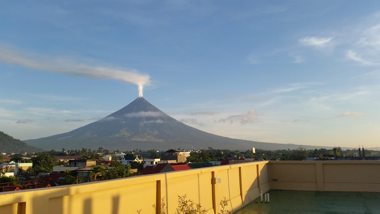 Jdl Residences Hostel Legazpi Esterno foto
