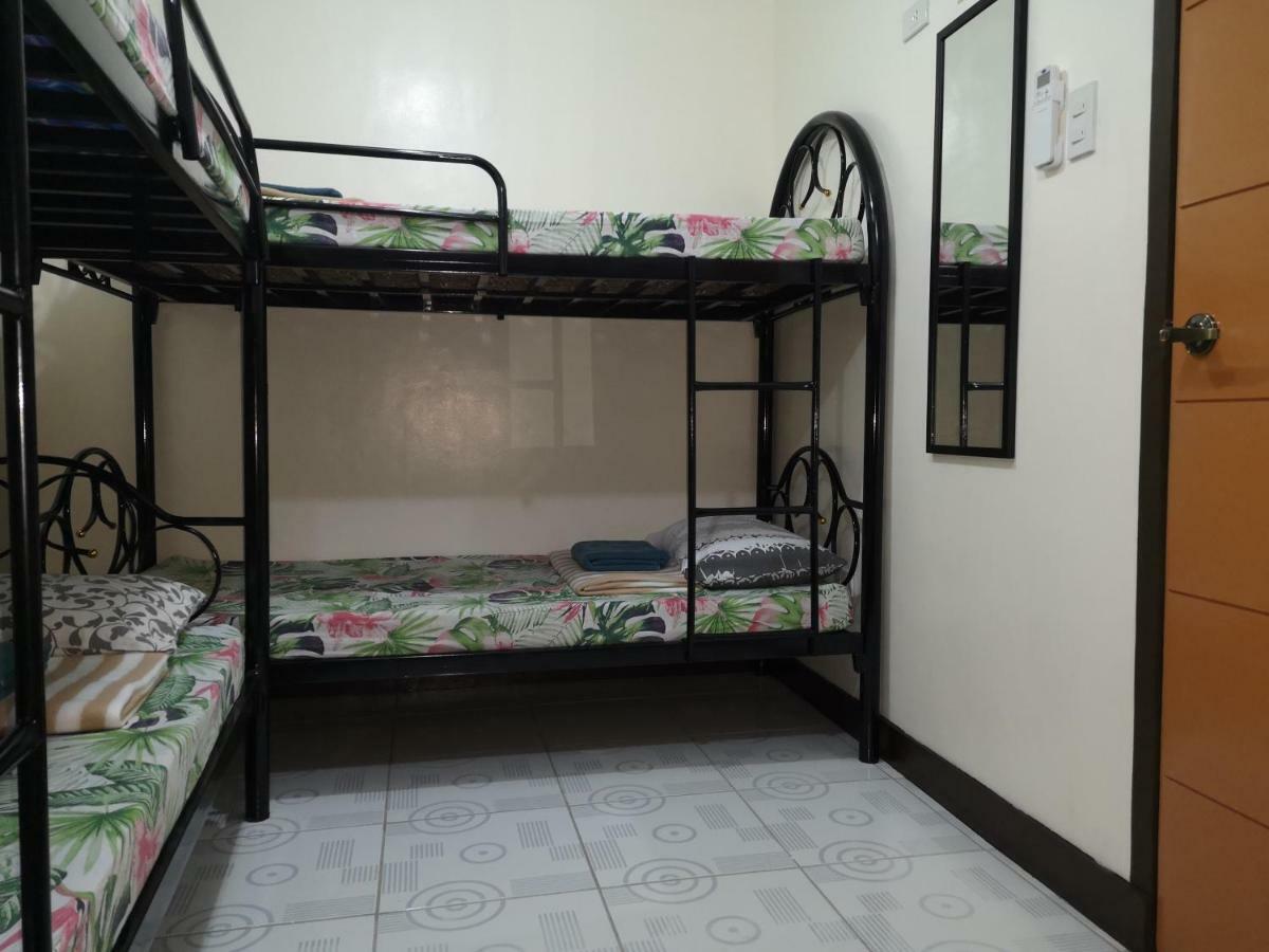 Jdl Residences Hostel Legazpi Esterno foto