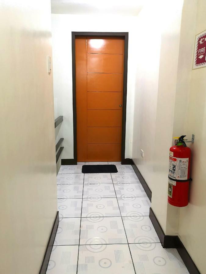 Jdl Residences Hostel Legazpi Esterno foto