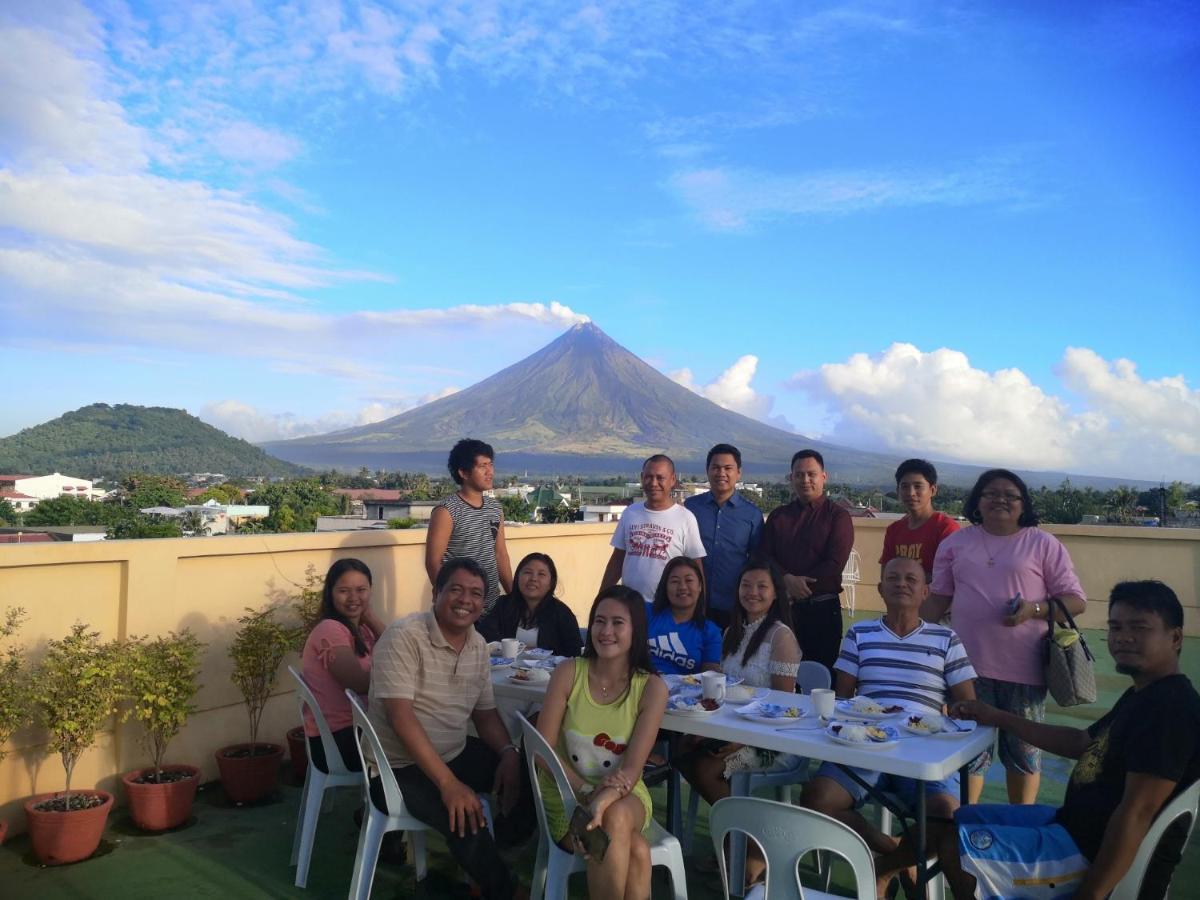 Jdl Residences Hostel Legazpi Esterno foto